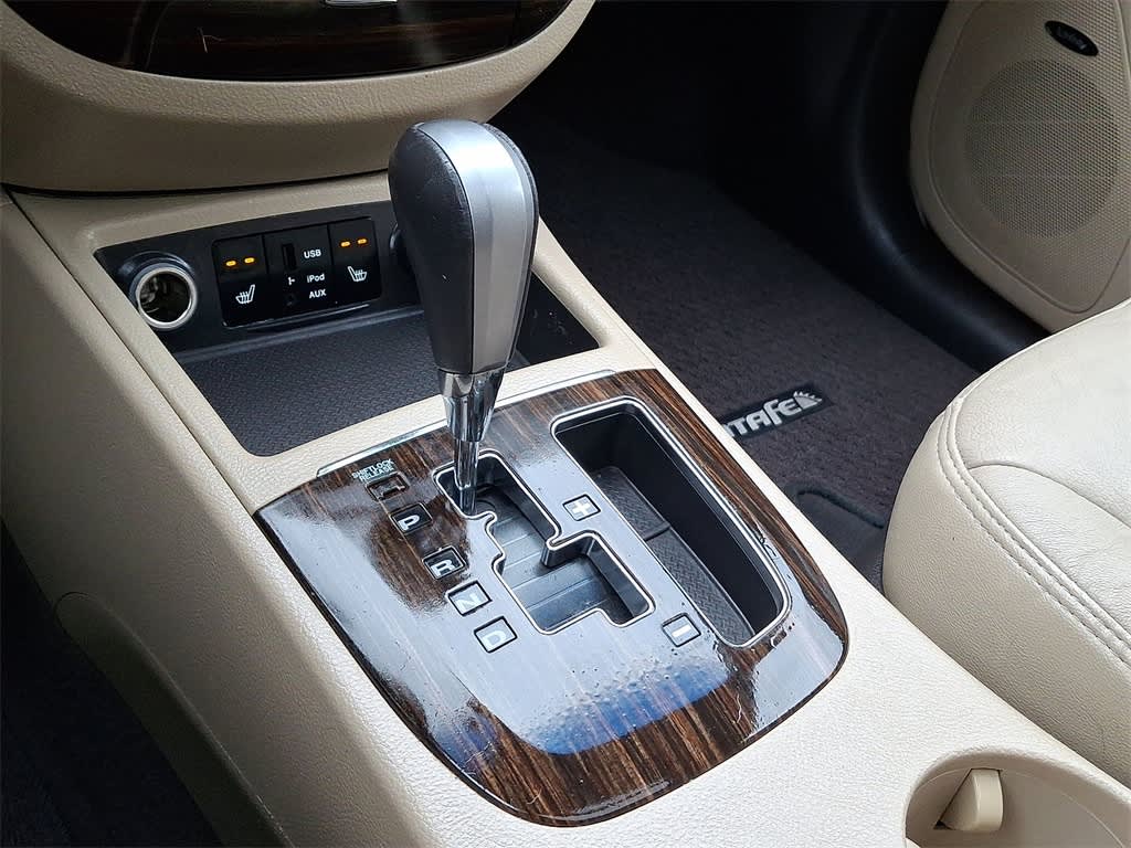 Thumbnail: 2011 Hyundai Santa Fe - 12