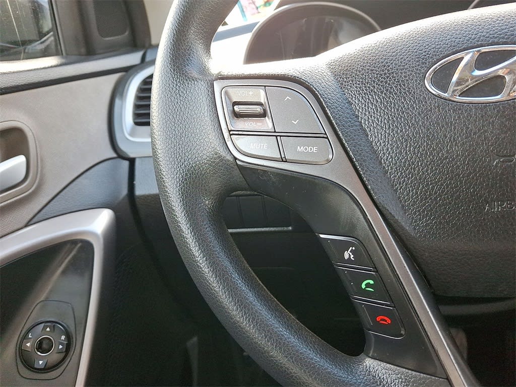 Thumbnail: 2015 Hyundai Santa Fe - 20