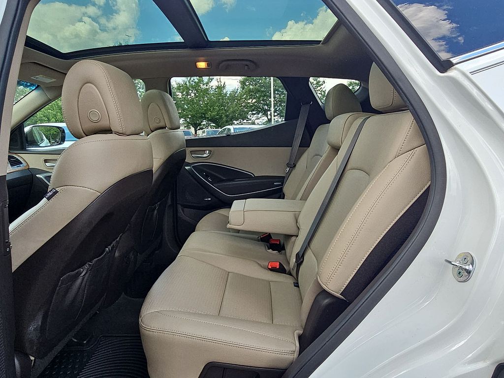 Thumbnail: 2014 Hyundai Santa Fe - 28