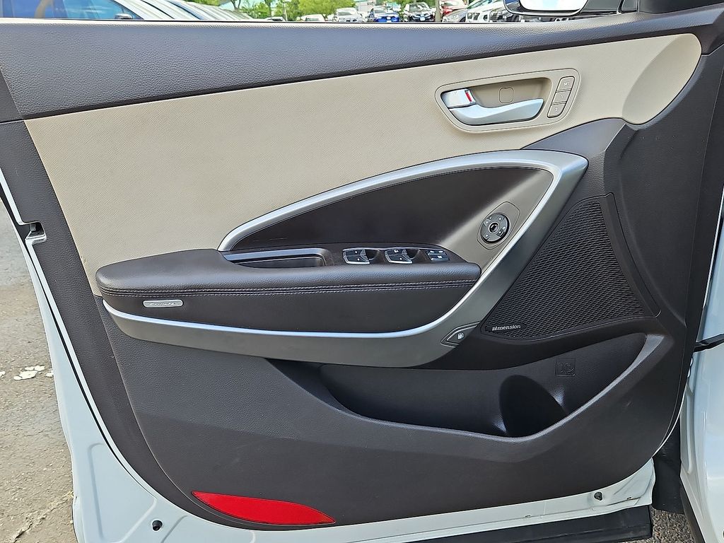 Thumbnail: 2014 Hyundai Santa Fe - 23