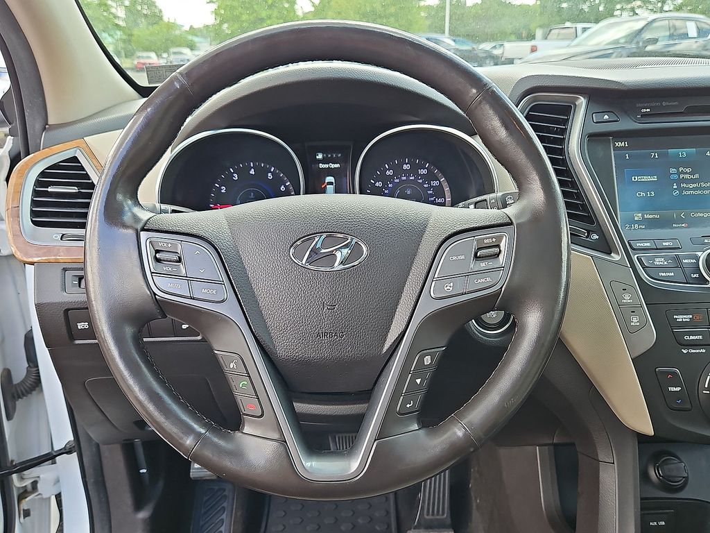 Thumbnail: 2014 Hyundai Santa Fe - 12