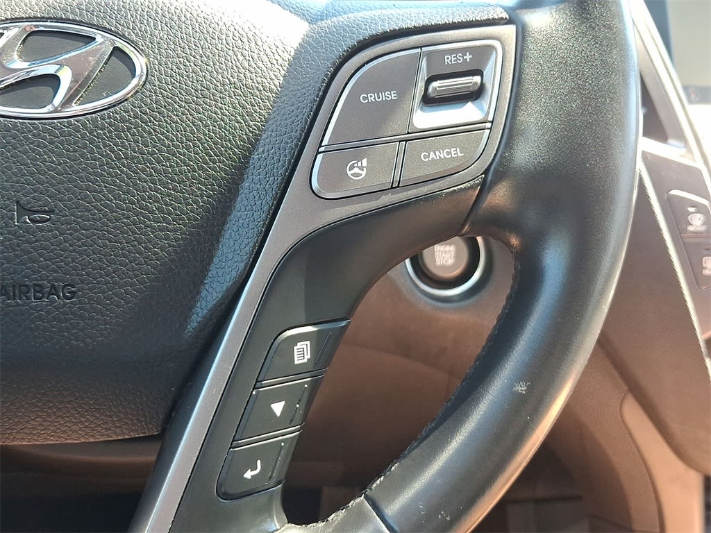 Thumbnail: 2014 Hyundai Santa Fe - 21