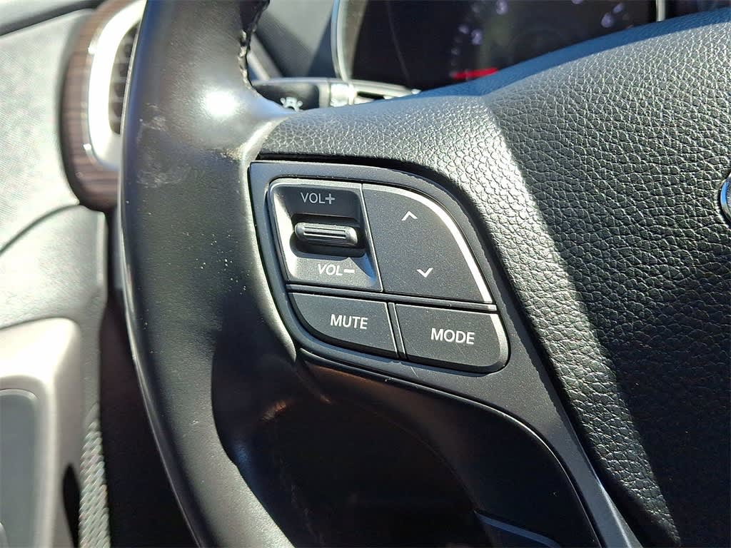 Thumbnail: 2014 Hyundai Santa Fe - 20