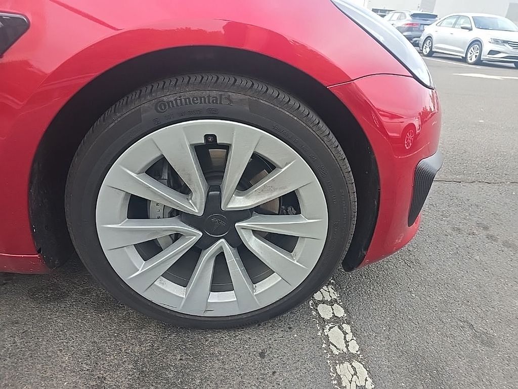 Thumbnail: 2023 Tesla Model 3 - 14