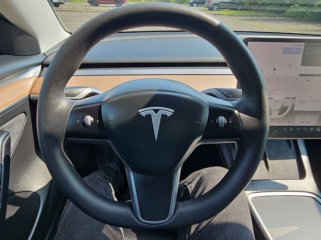 Thumbnail: 2021 Tesla Model 3 - 2