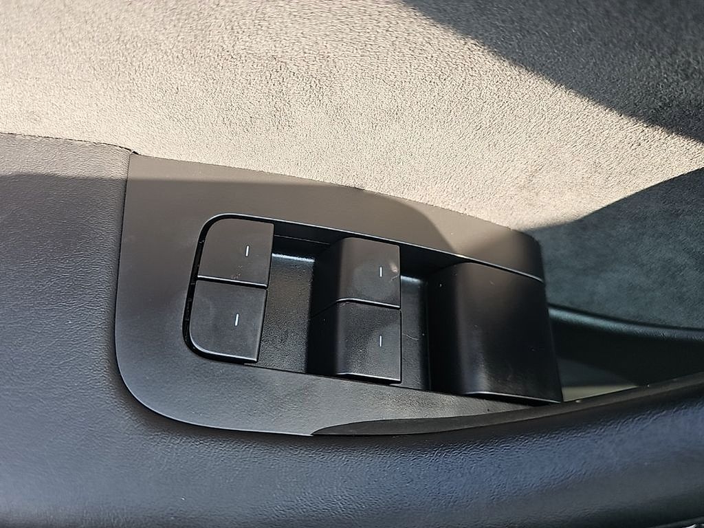 Thumbnail: 2021 Tesla Model 3 - 17