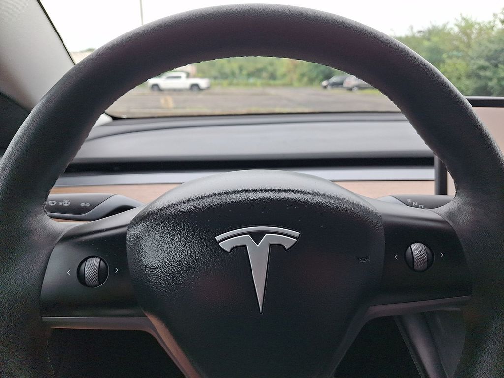 Thumbnail: 2021 Tesla Model 3 - 18