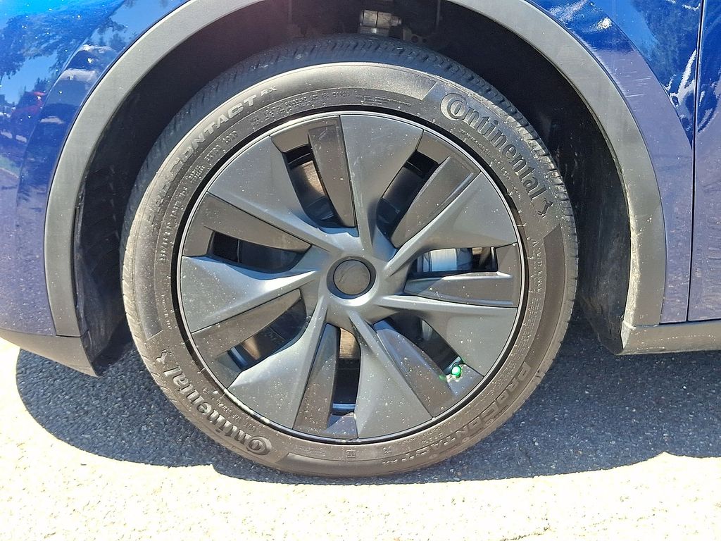 Thumbnail: 2025 Tesla Model Y - 7