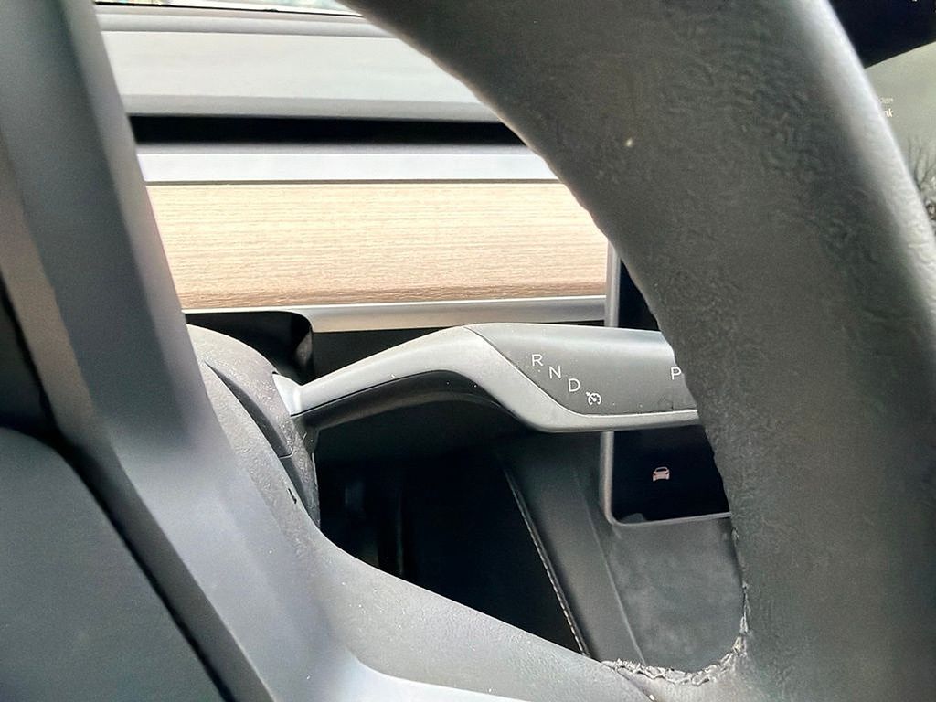 Thumbnail: 2023 Tesla Model Y - 24