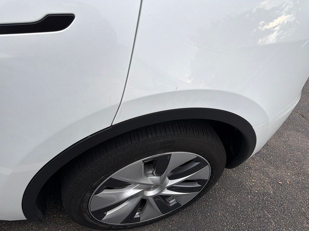 Thumbnail: 2023 Tesla Model Y - 7