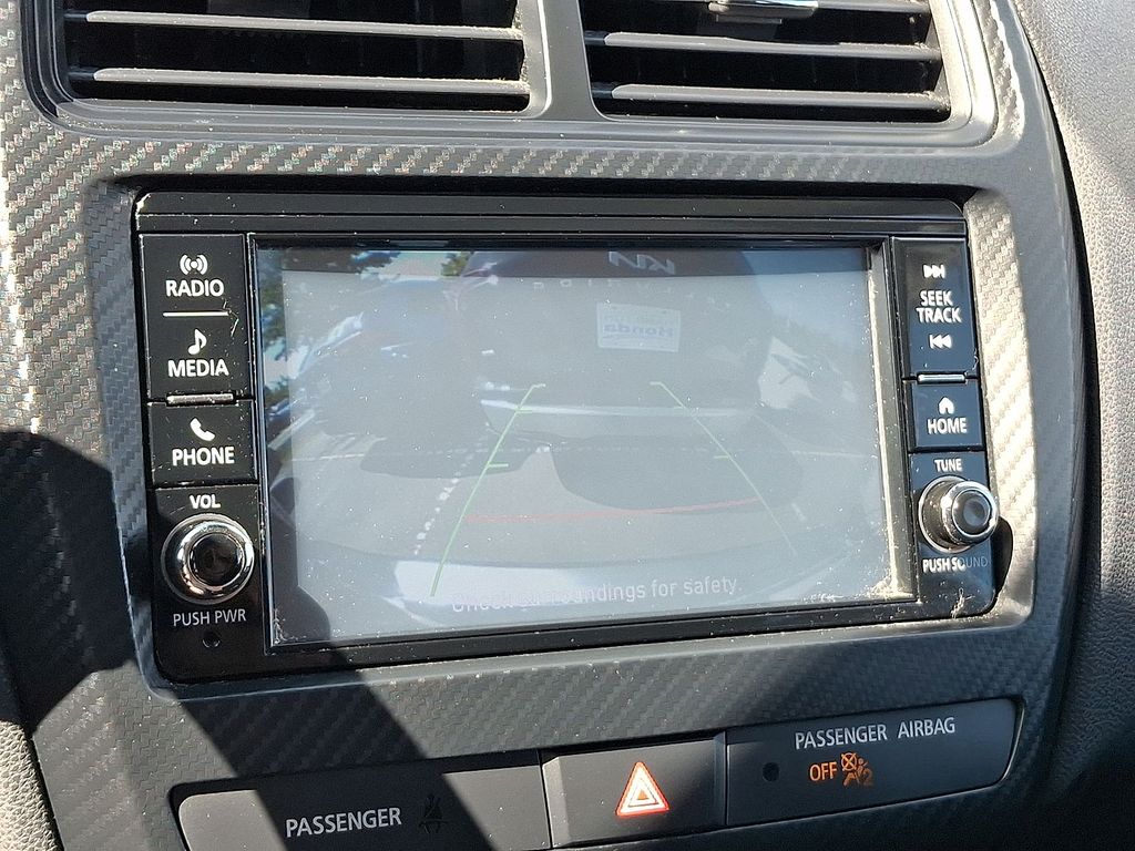 Thumbnail: 2021 Mitsubishi Outlander Sport - 19