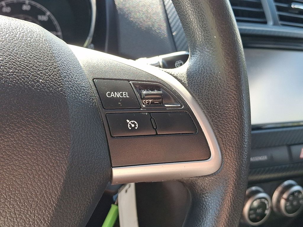 Thumbnail: 2021 Mitsubishi Outlander Sport - 22