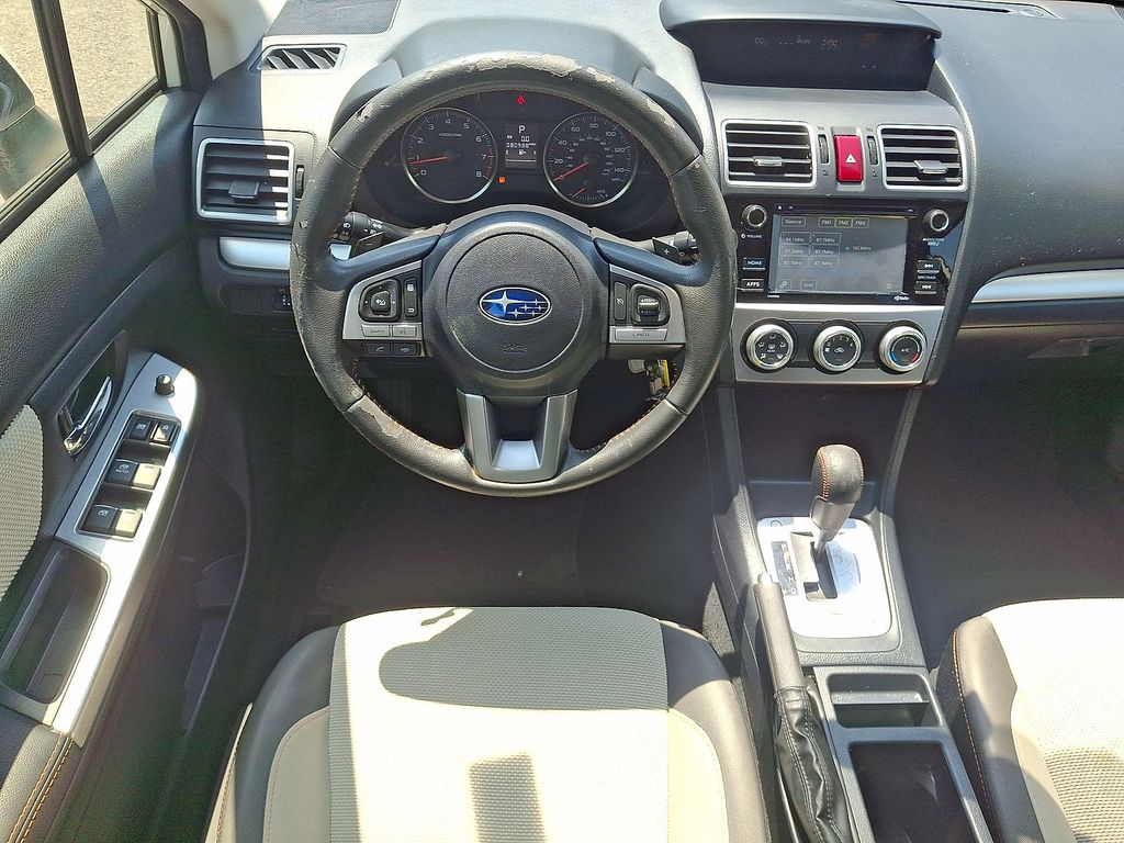 Thumbnail: 2016 Subaru Crosstrek - 8