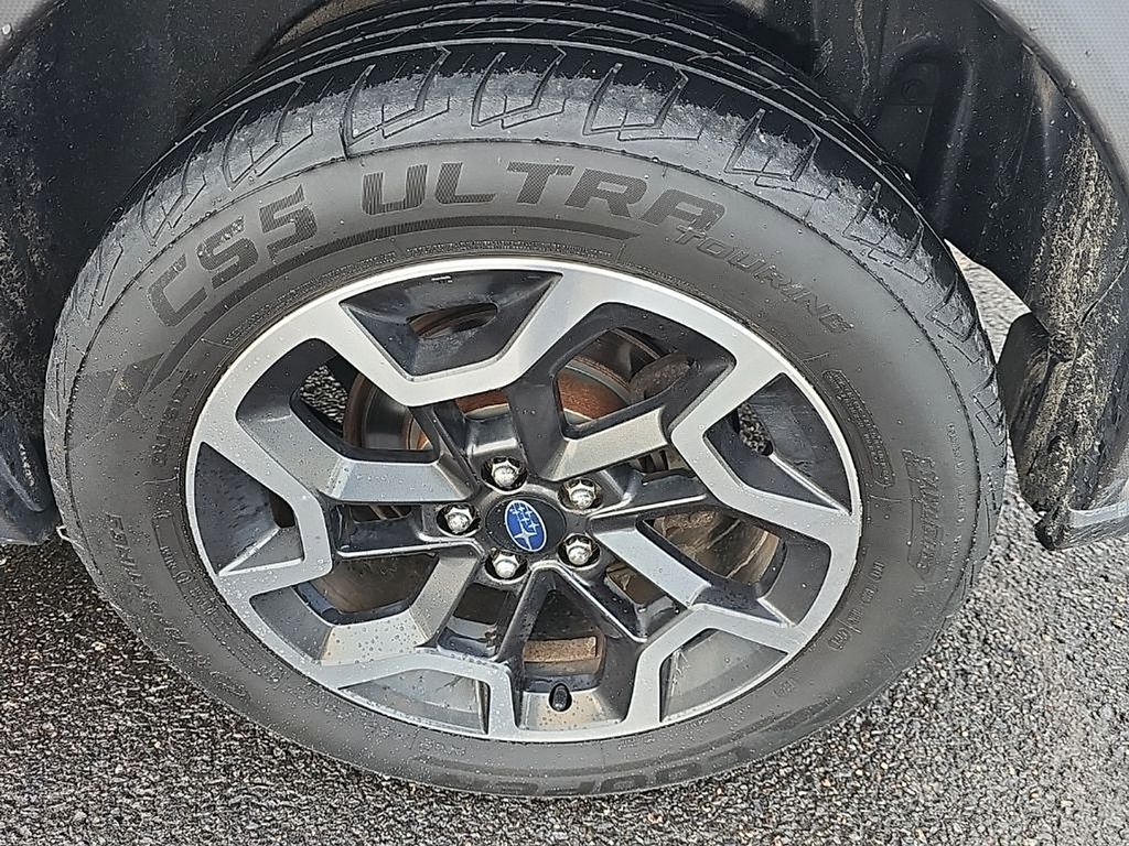 Thumbnail: 2017 Subaru Crosstrek - 6