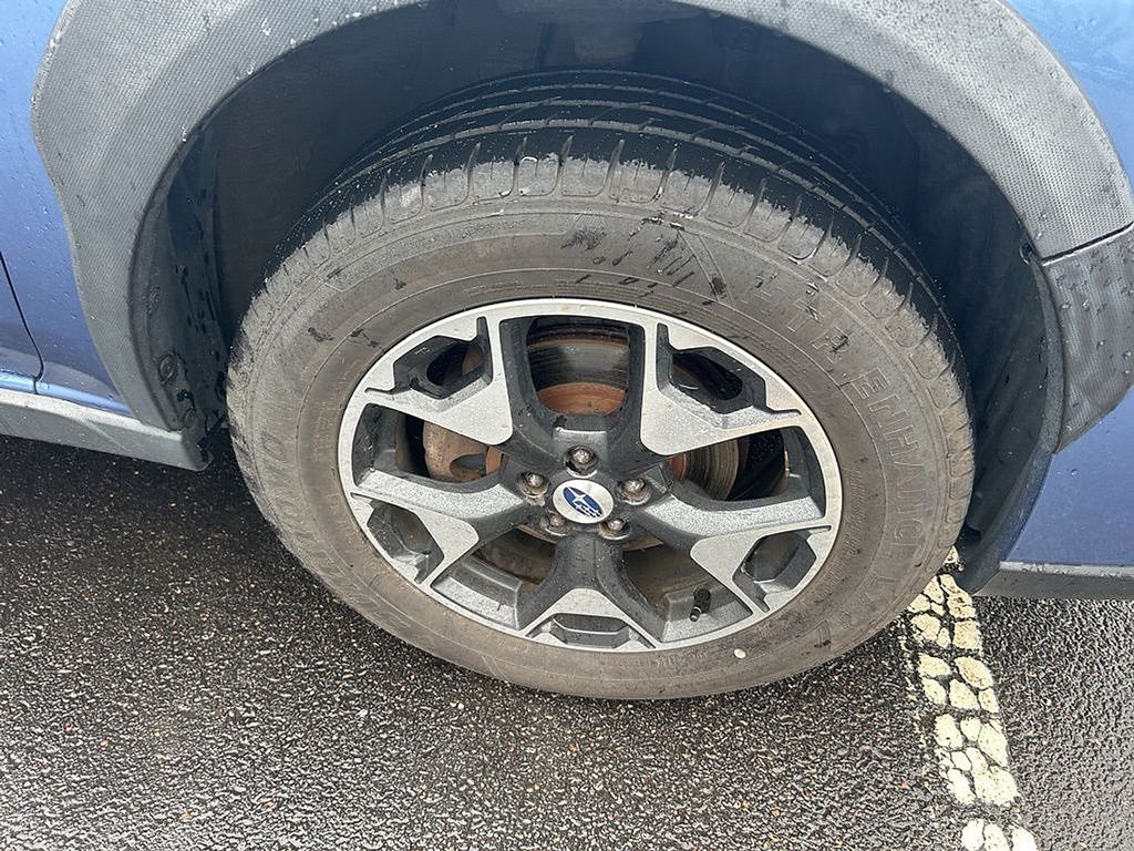 Thumbnail: 2018 Subaru Crosstrek - 16