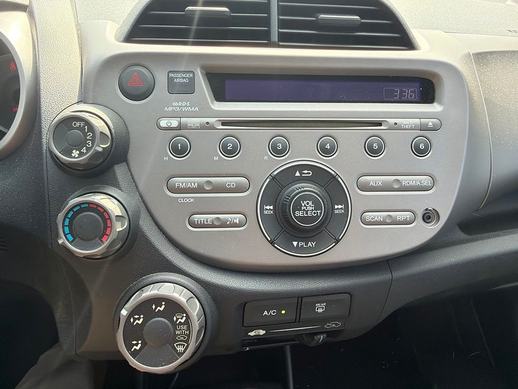 Thumbnail: 2012 Honda Fit - 21