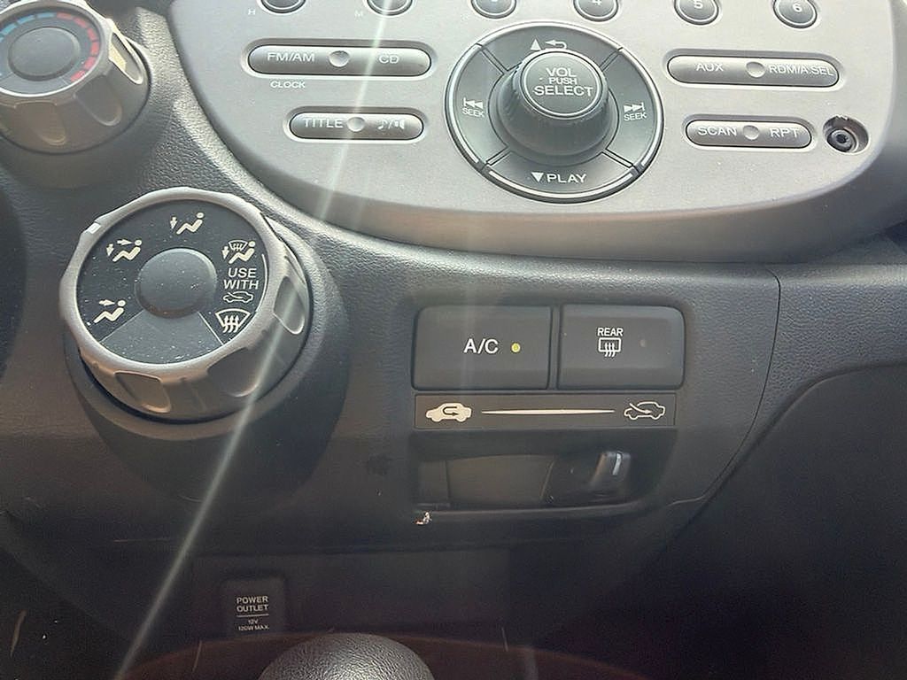 Thumbnail: 2012 Honda Fit - 22