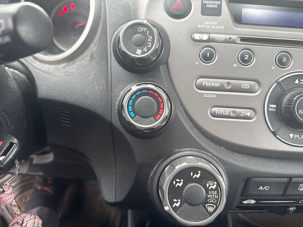 Thumbnail: 2012 Honda Fit - 18