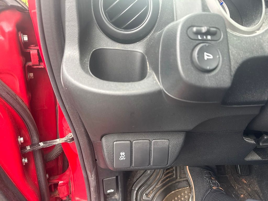 Thumbnail: 2012 Honda Fit - 20