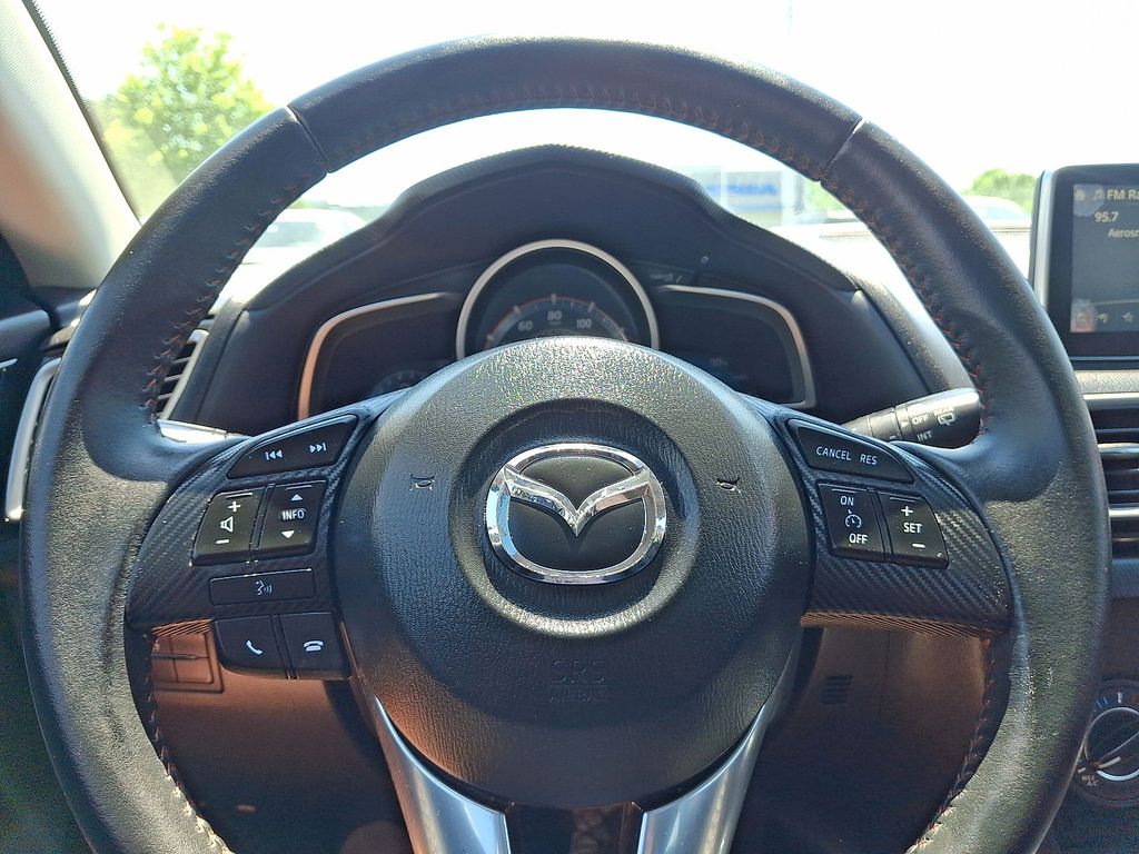 Thumbnail: 2016 Mazda Mazda3 - 20