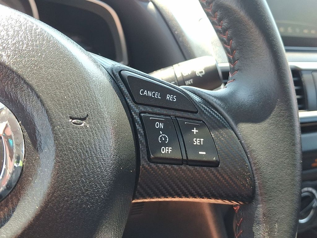 Thumbnail: 2016 Mazda Mazda3 - 22