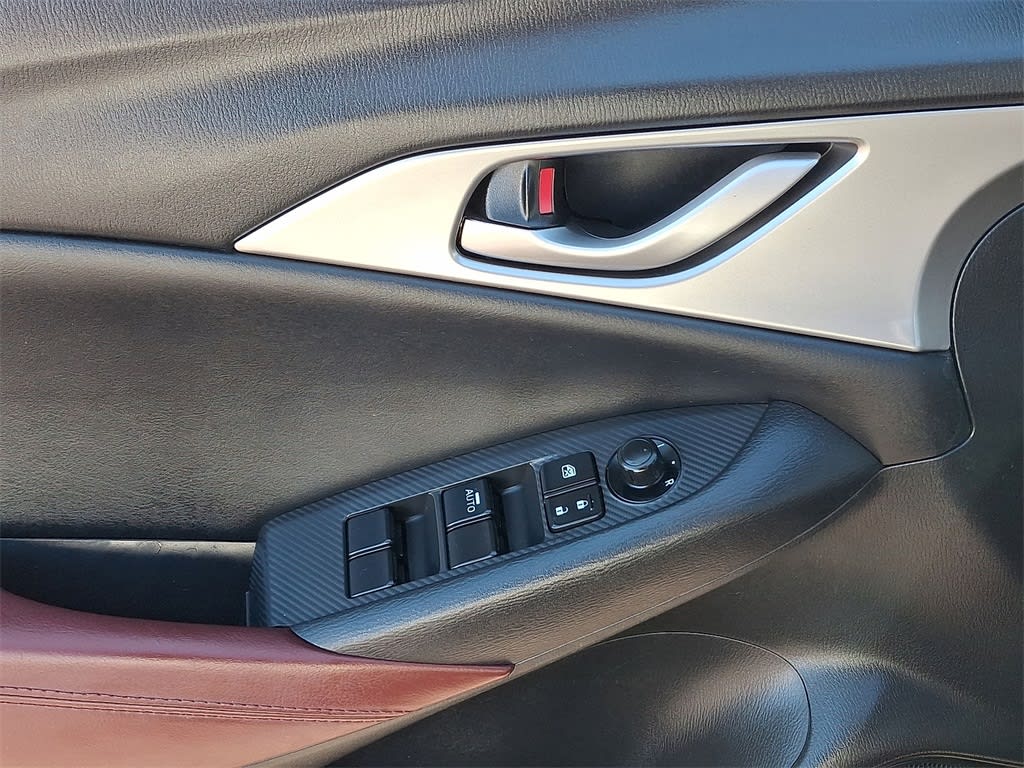 Thumbnail: 2017 Mazda CX-3 - 17