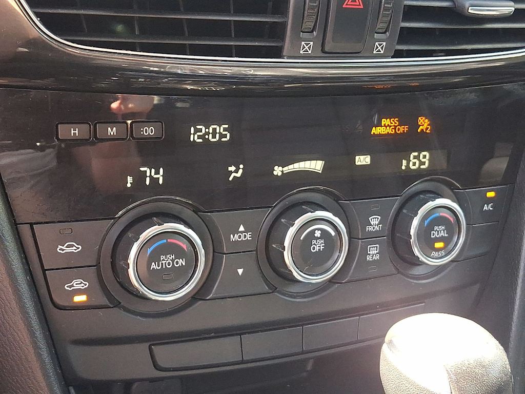 2015 Mazda Mazda6 i Touring 22