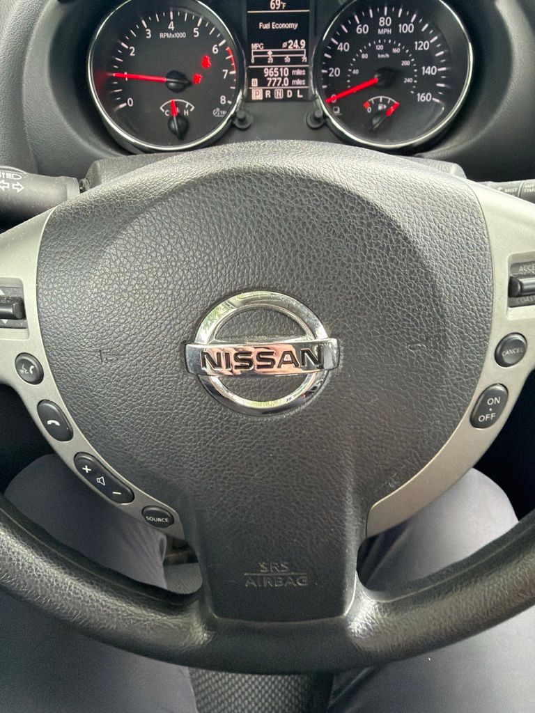 Thumbnail: 2015 Nissan Rogue - 19