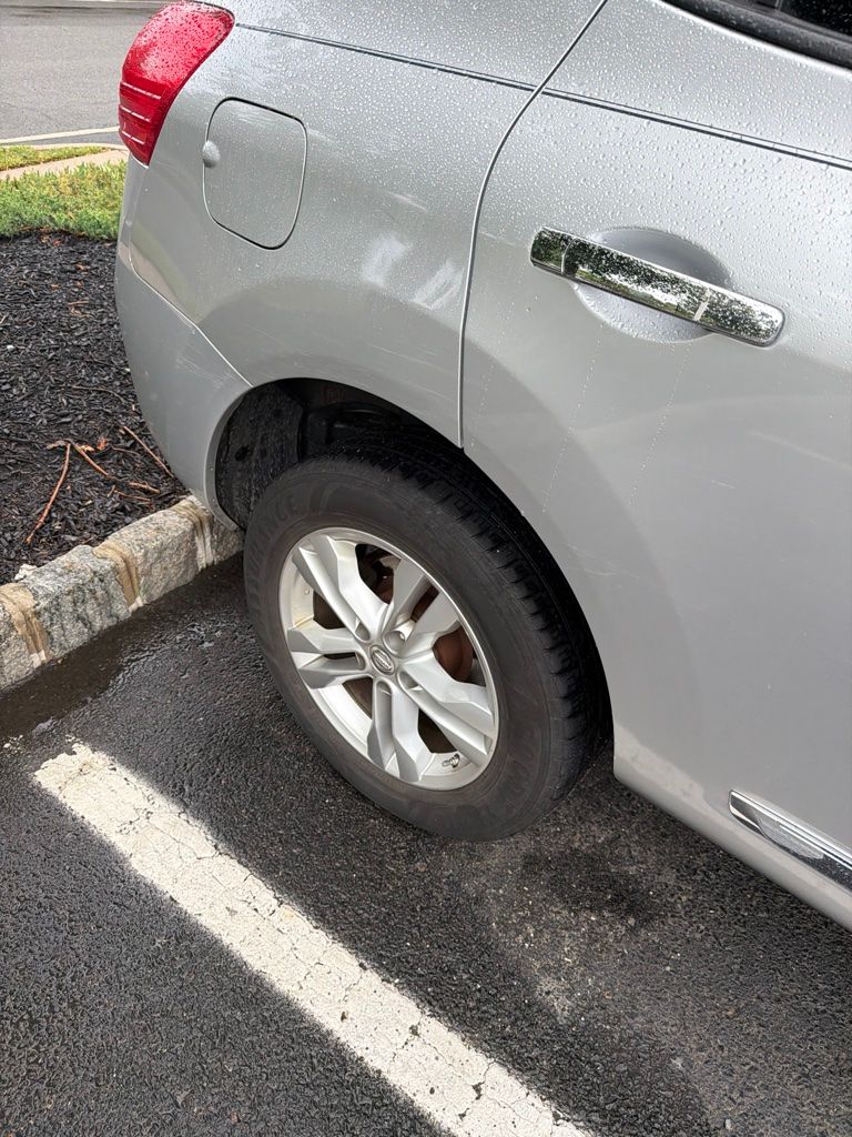 Thumbnail: 2015 Nissan Rogue - 4