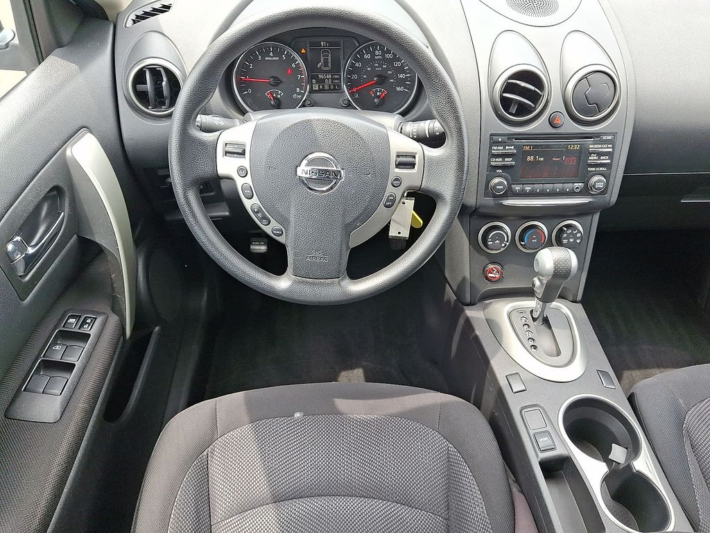 Thumbnail: 2015 Nissan Rogue - 8