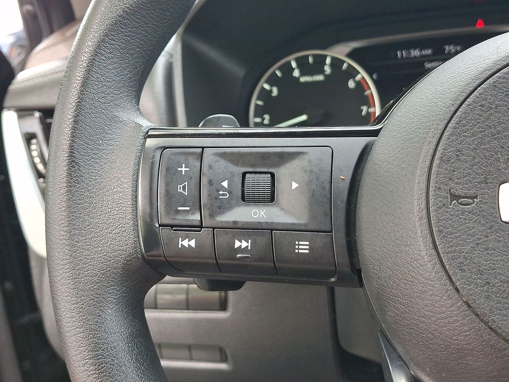 Thumbnail: 2021 Nissan Rogue - 20