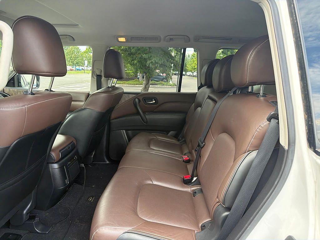 Thumbnail: 2021 INFINITI QX80 - 9