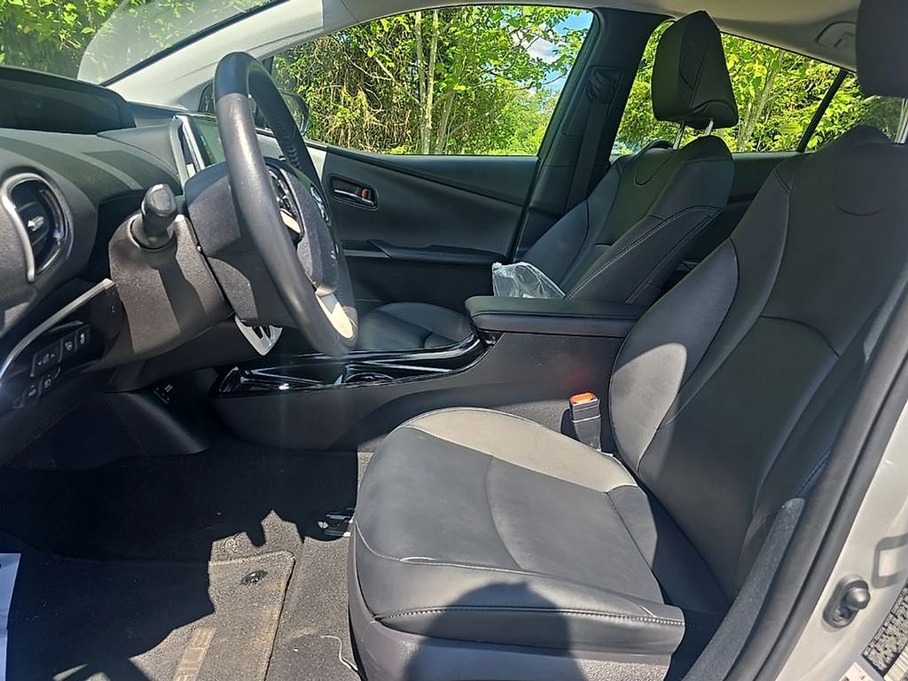 Thumbnail: 2018 Toyota Prius - 7