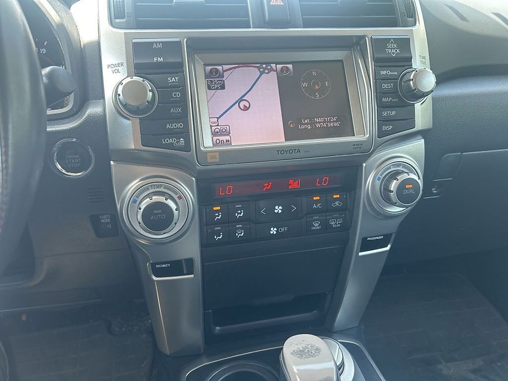 Thumbnail: 2011 Toyota 4Runner - 19