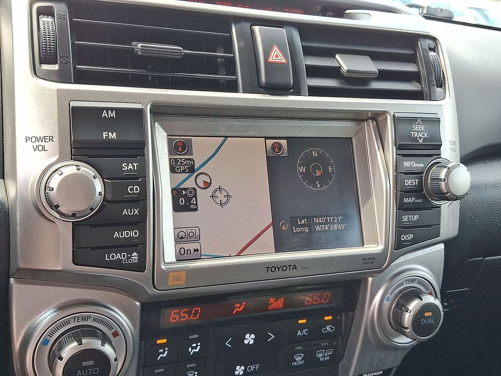 Thumbnail: 2011 Toyota 4Runner - 10