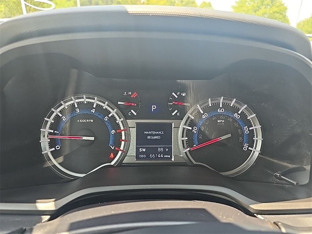 Thumbnail: 2018 Toyota 4Runner - 9