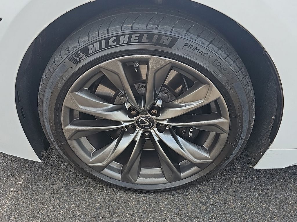 Thumbnail: 2018 Lexus LS - 14