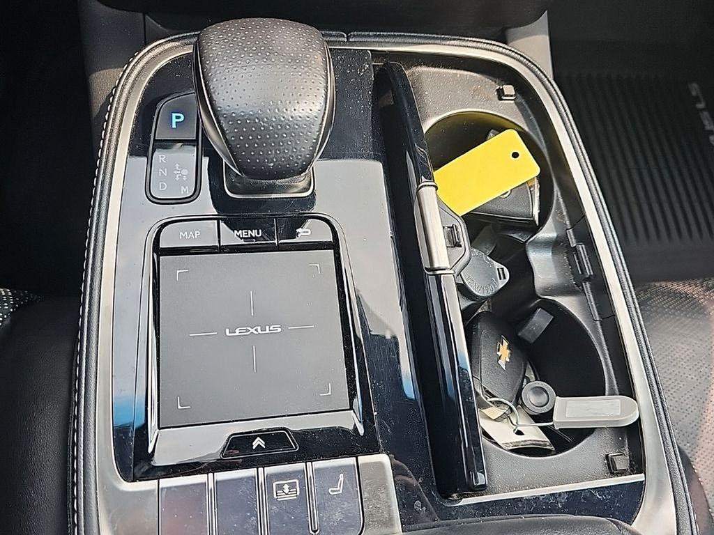 Thumbnail: 2018 Lexus LS - 9
