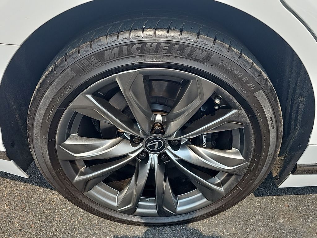 Thumbnail: 2018 Lexus LS - 16