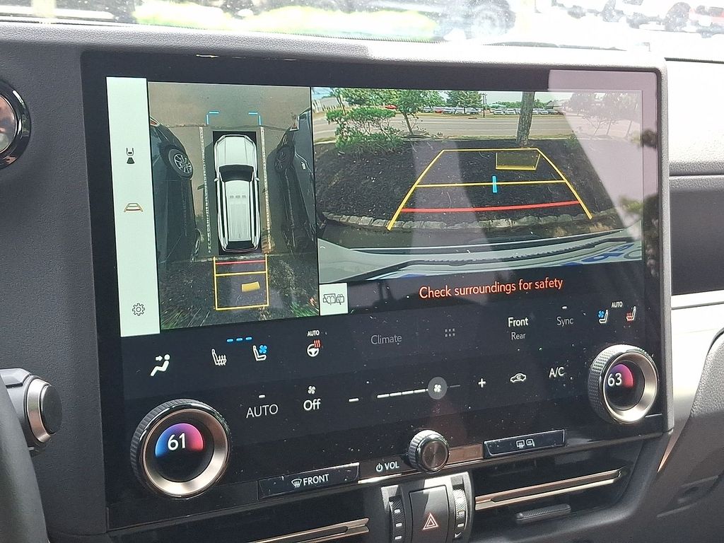 Thumbnail: 2024 Lexus ES - 19