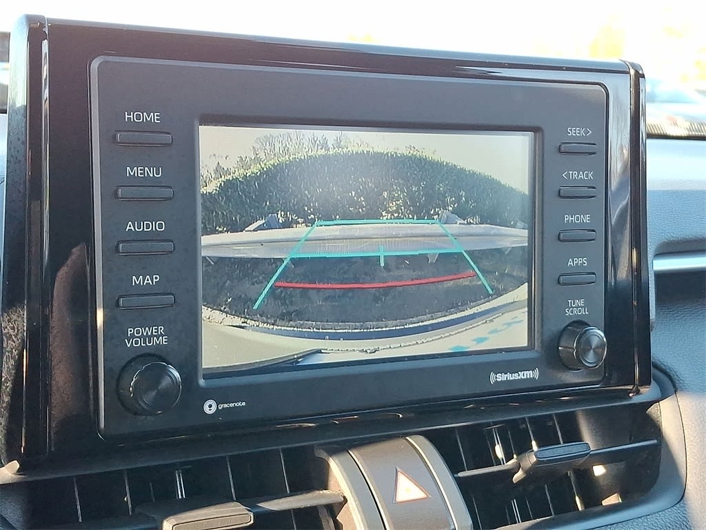 Thumbnail: 2022 Toyota RAV4 - 19