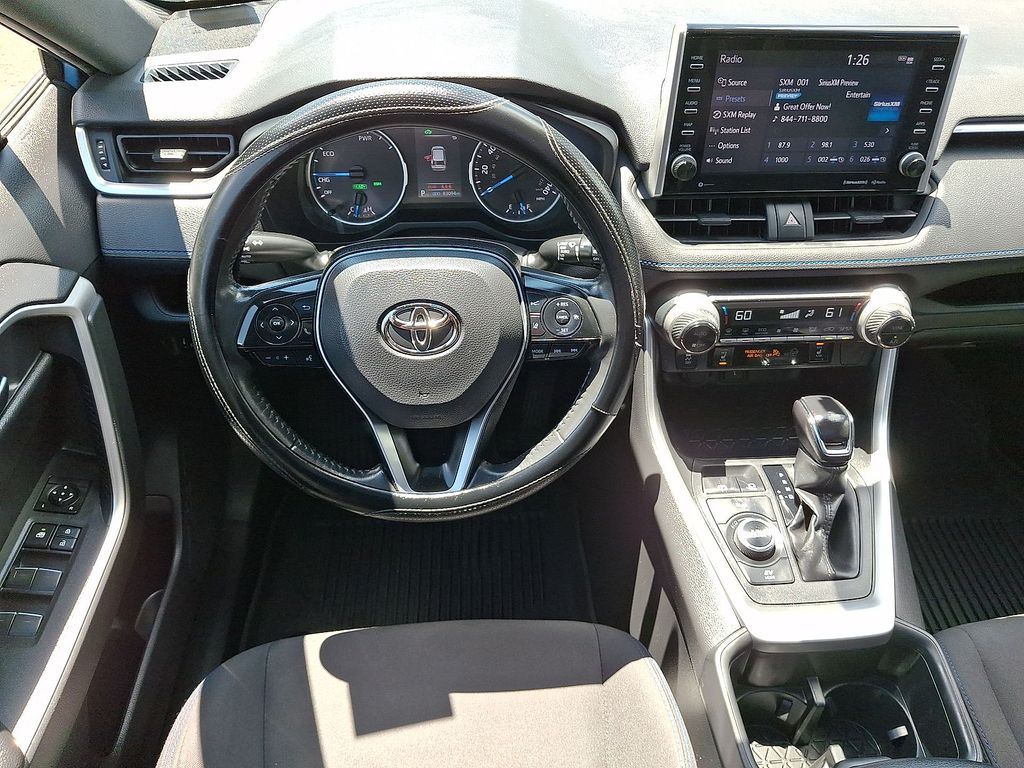 Thumbnail: 2022 Toyota RAV4 - 2