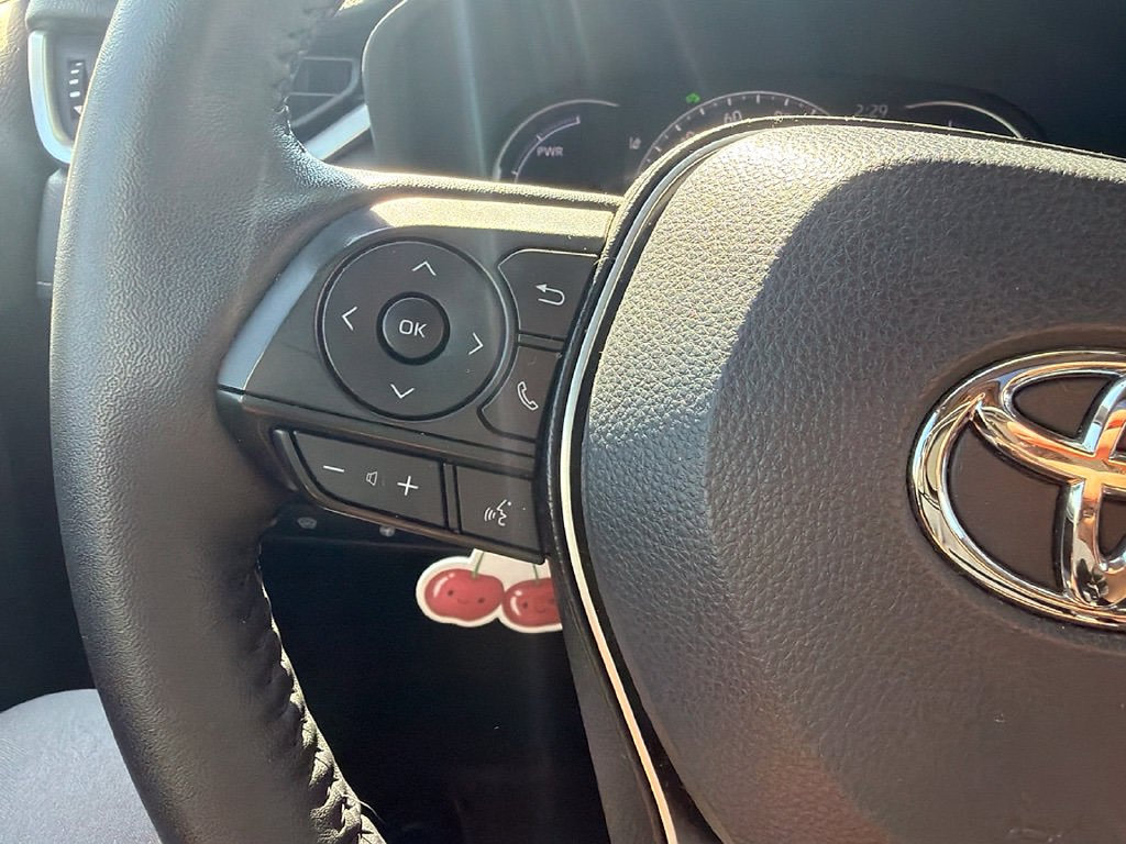 Thumbnail: 2025 Toyota RAV4 - 23