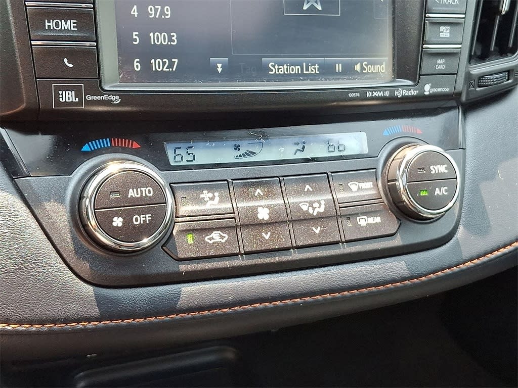 Thumbnail: 2016 Toyota RAV4 - 22