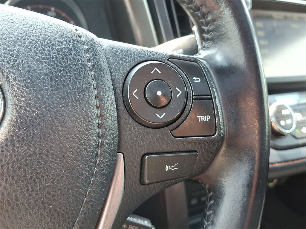 Thumbnail: 2016 Toyota RAV4 - 21