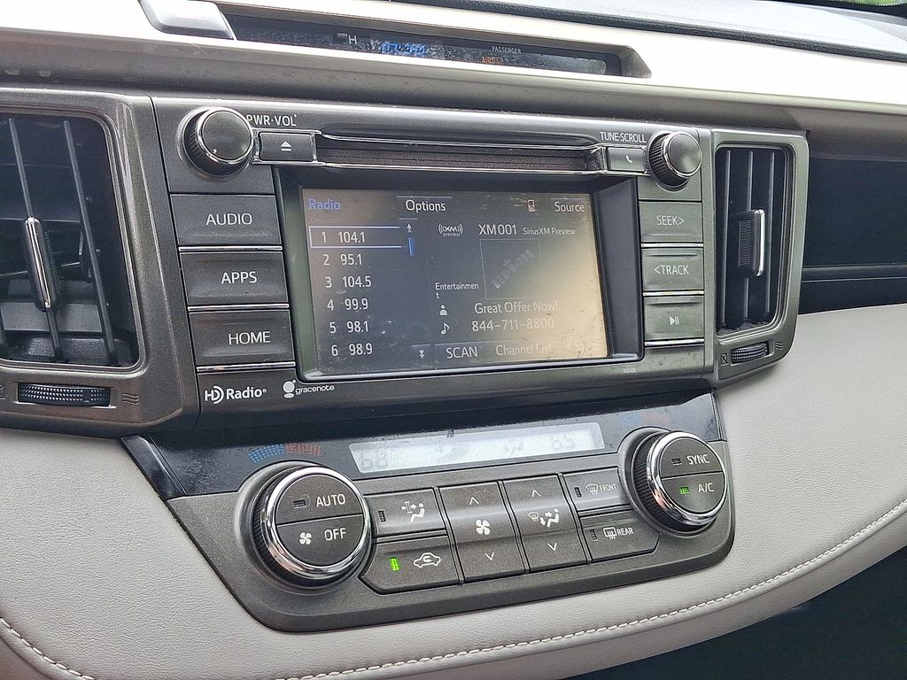 Thumbnail: 2014 Toyota RAV4 - 10