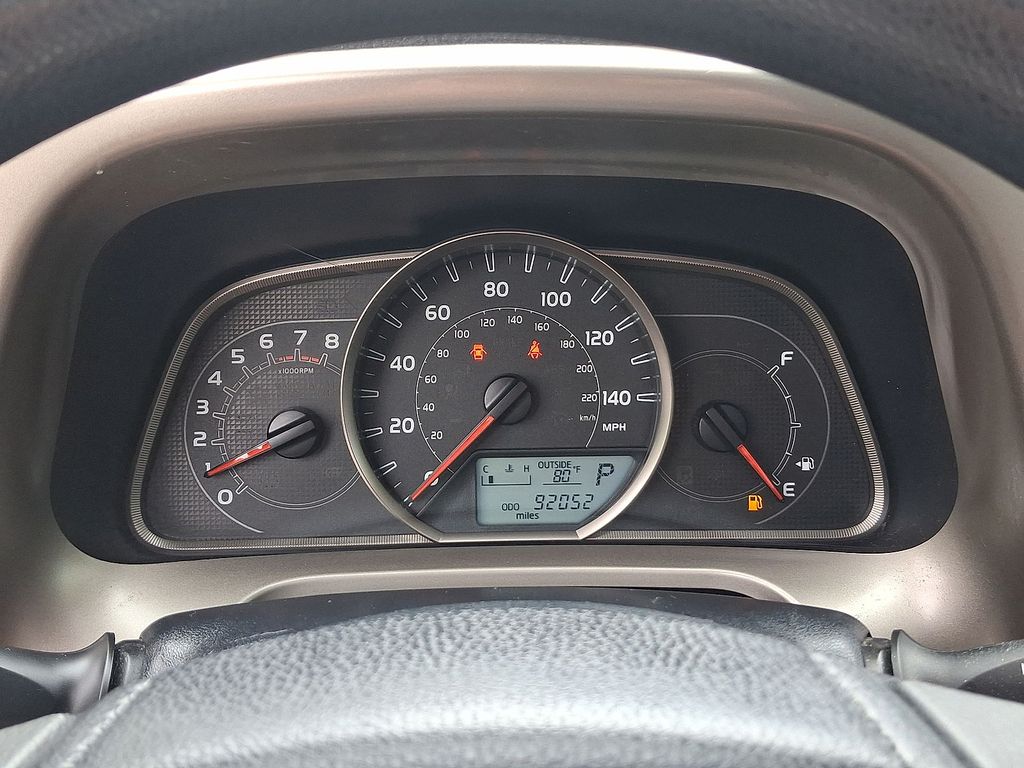 Thumbnail: 2014 Toyota RAV4 - 12