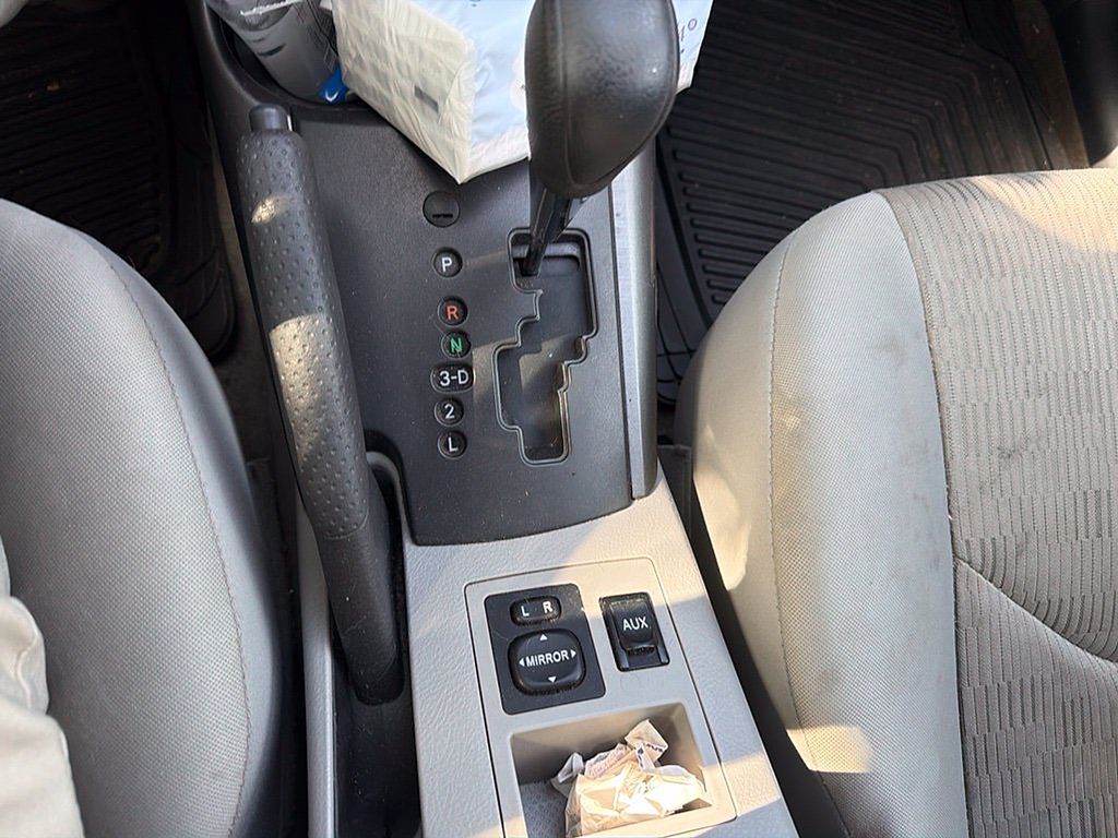 Thumbnail: 2009 Toyota RAV4 - 9