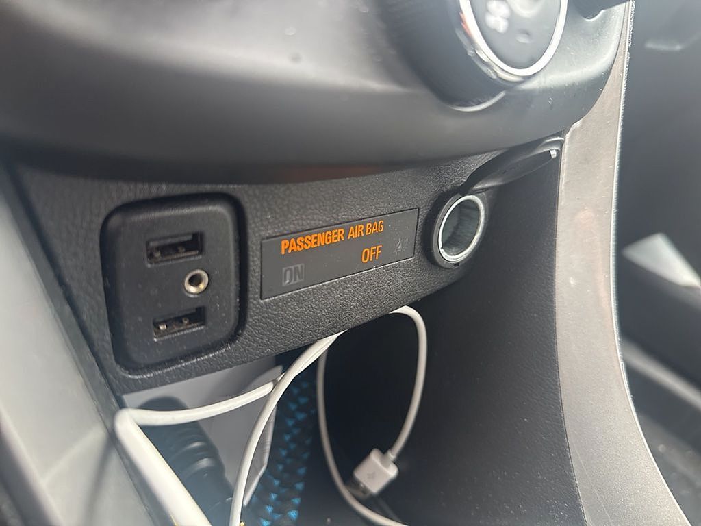 Thumbnail: 2017 Chevrolet Trax - 19