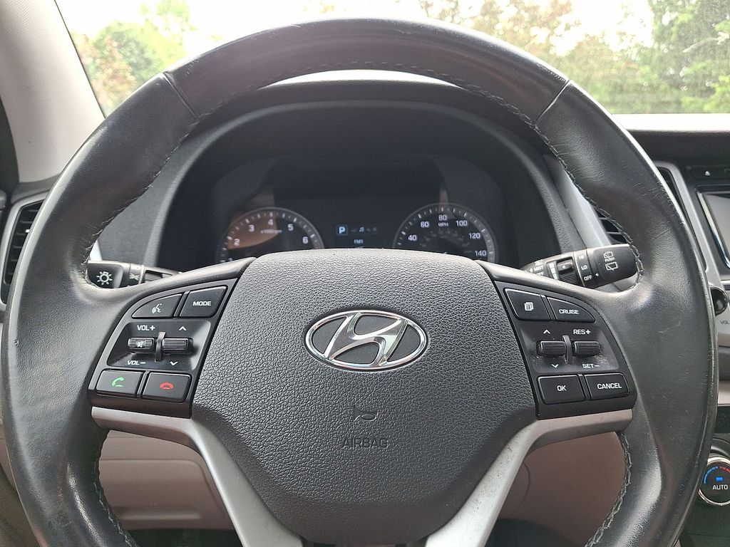 Thumbnail: 2017 Hyundai Tucson - 19